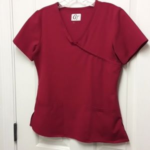 S red GT performance scrub top